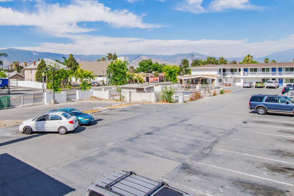 Motel 6-San Bernardino, Ca - Downtown Exterior foto