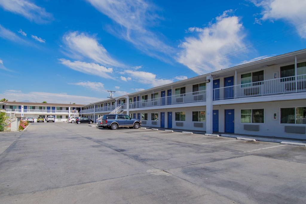 Motel 6-San Bernardino, Ca - Downtown Exterior foto